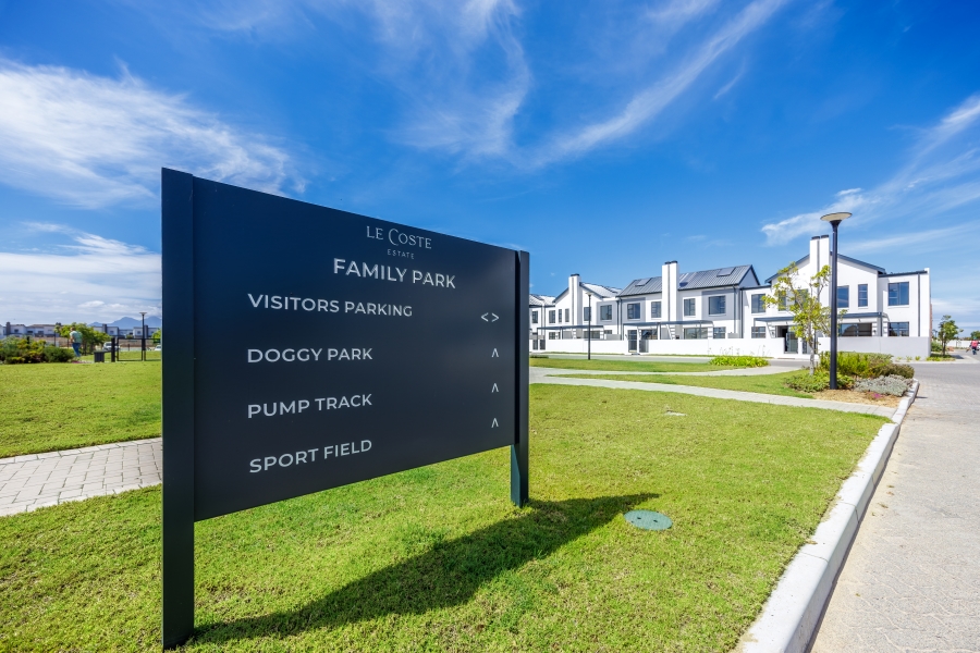 3 Bedroom Property for Sale in Le Coste Estate Western Cape